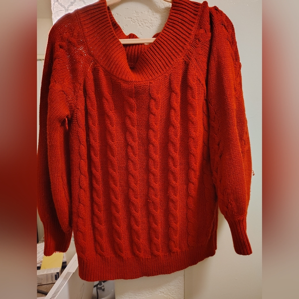 Soho red sweater size large